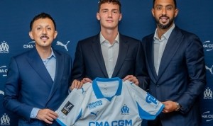 队报：周末马赛联赛主场对阵洛里昂，帕瓦尔有望担任首发中卫